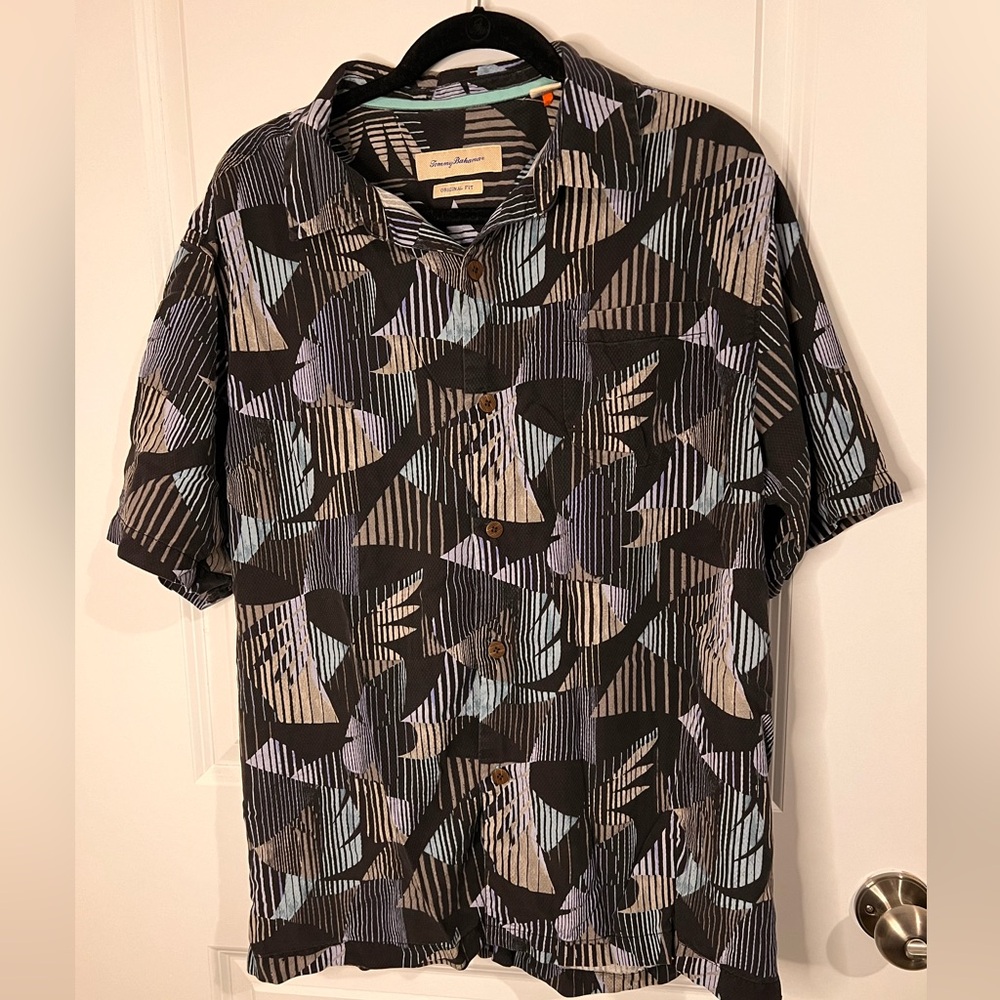 Tommy Bahama Silk Shirt Men’s Large Button Up Short Sleeve Polo